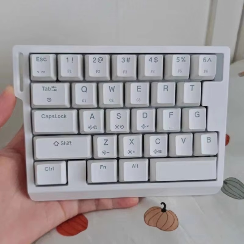 HE30 Mekanik Oyun Klavyesi 29  - Gaming Keyboard Hand incelemesi ve fiyatı
